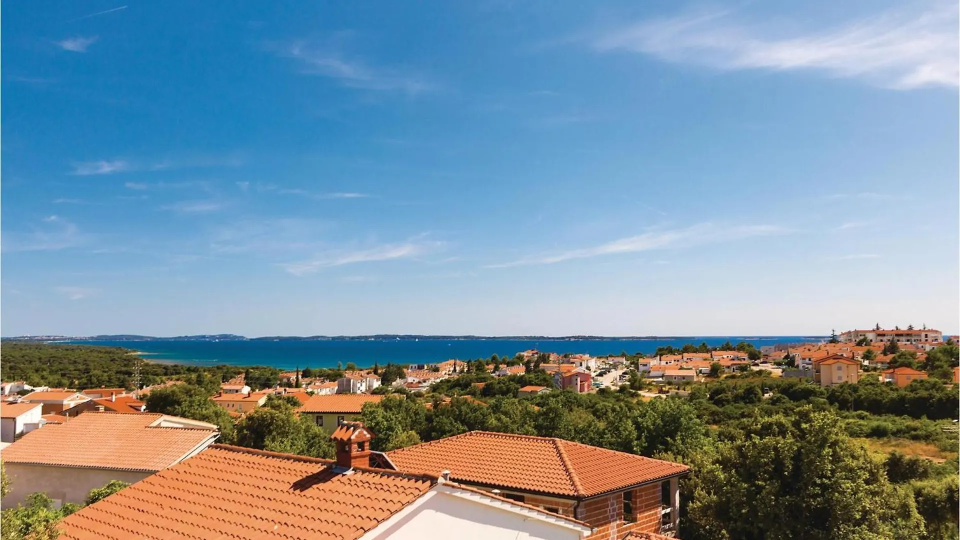 Beautiful Apartment In Betiga With House Sea View Барбарига 0*,  Хорватия